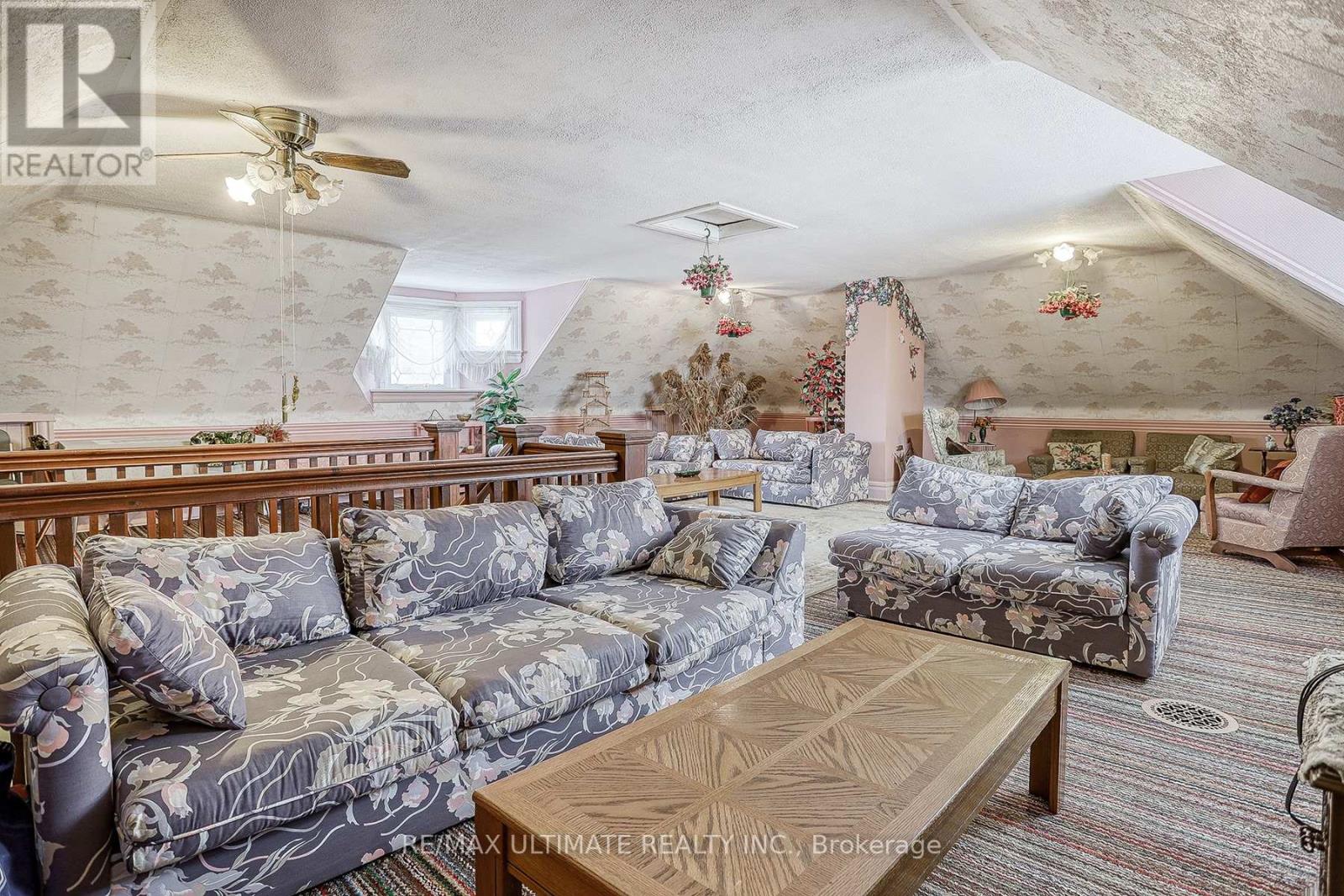 456 MANSE ROAD - 37