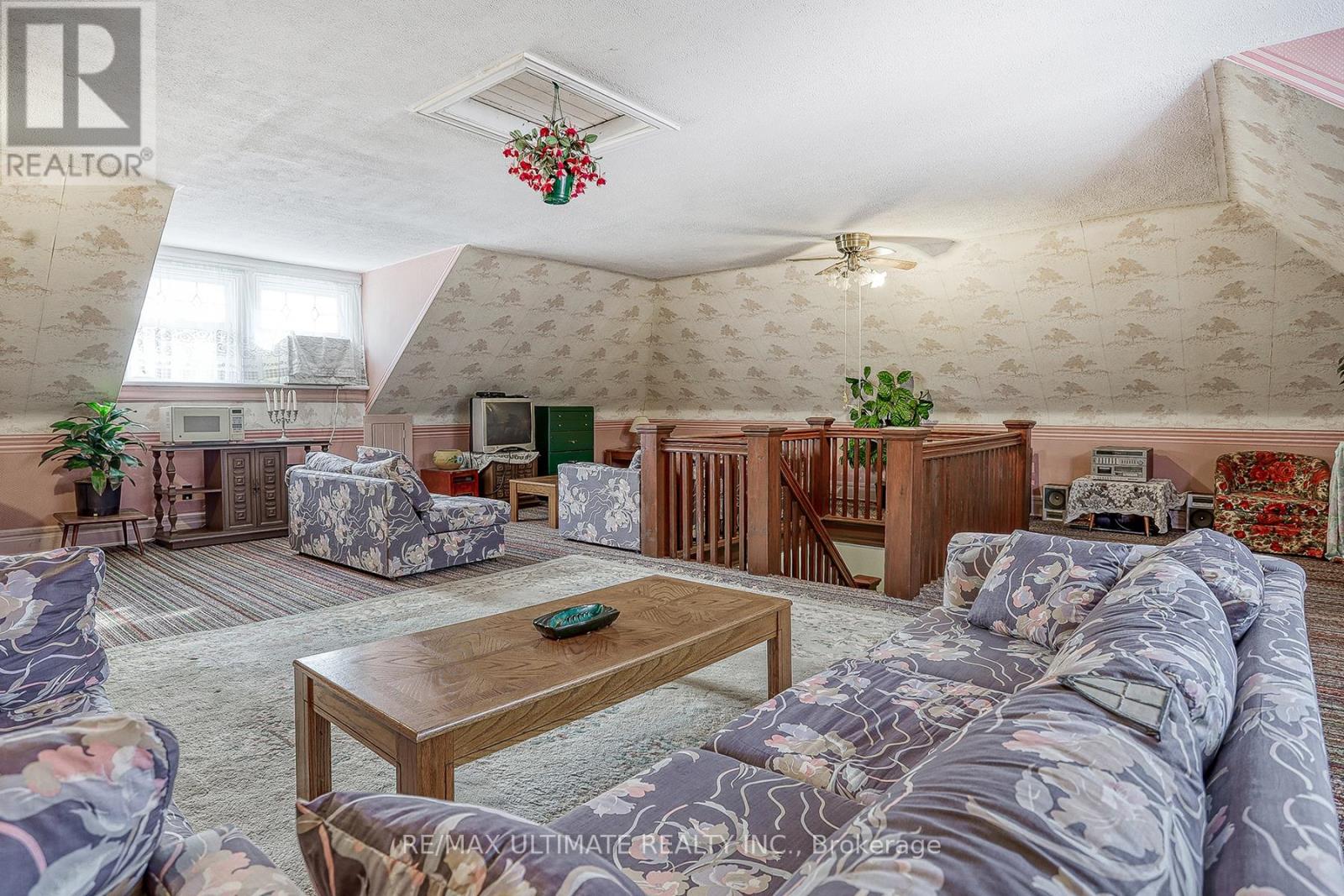 456 MANSE ROAD - 39