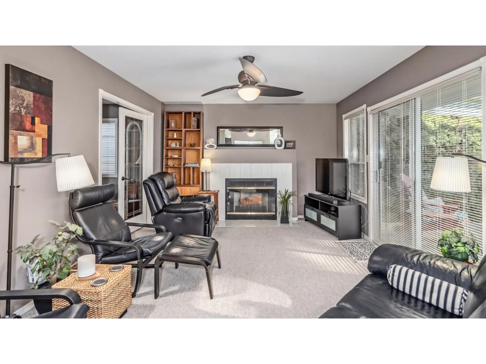 2977 SOUTHERN CRESCENT