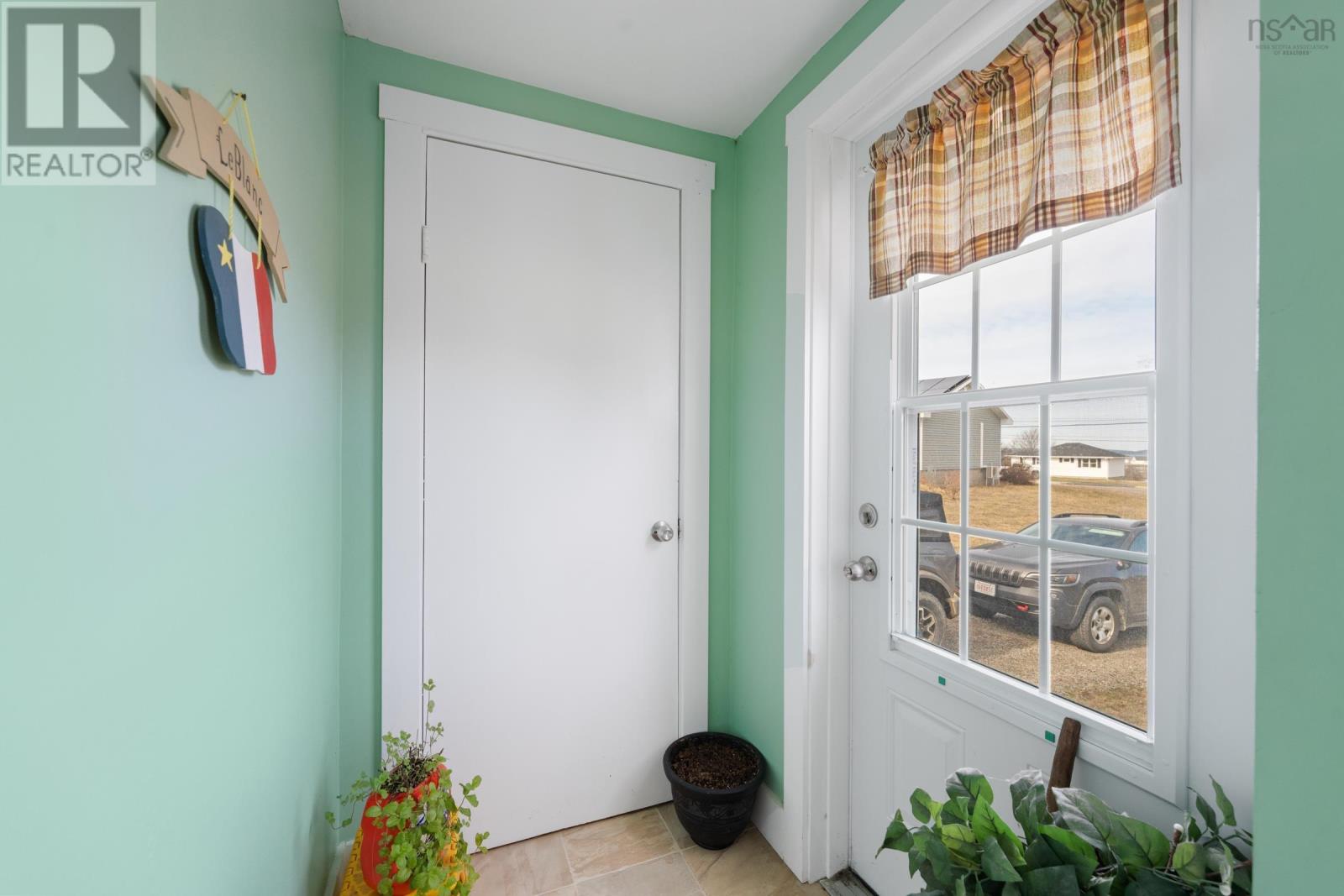 Property 20 of 42 of 1900 Highway 1