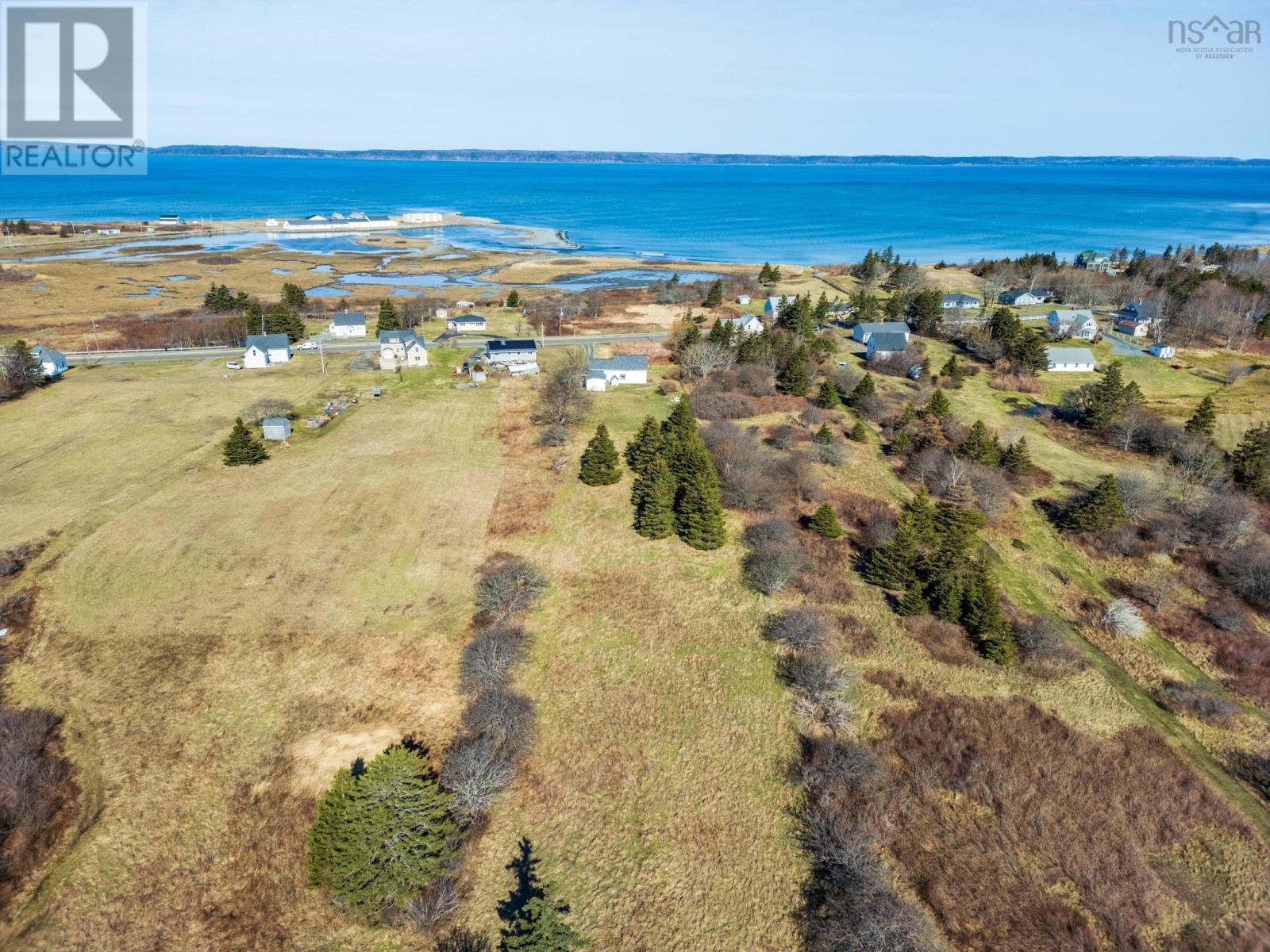 Property 37 of 42 of 1900 Highway 1