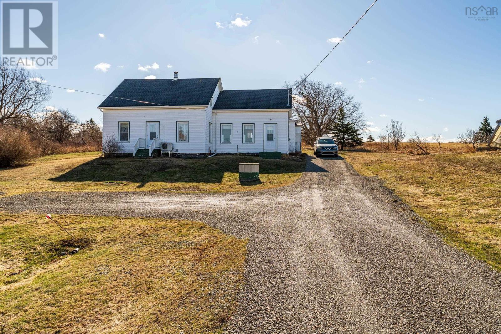 Property 39 of 42 of 1900 Highway 1