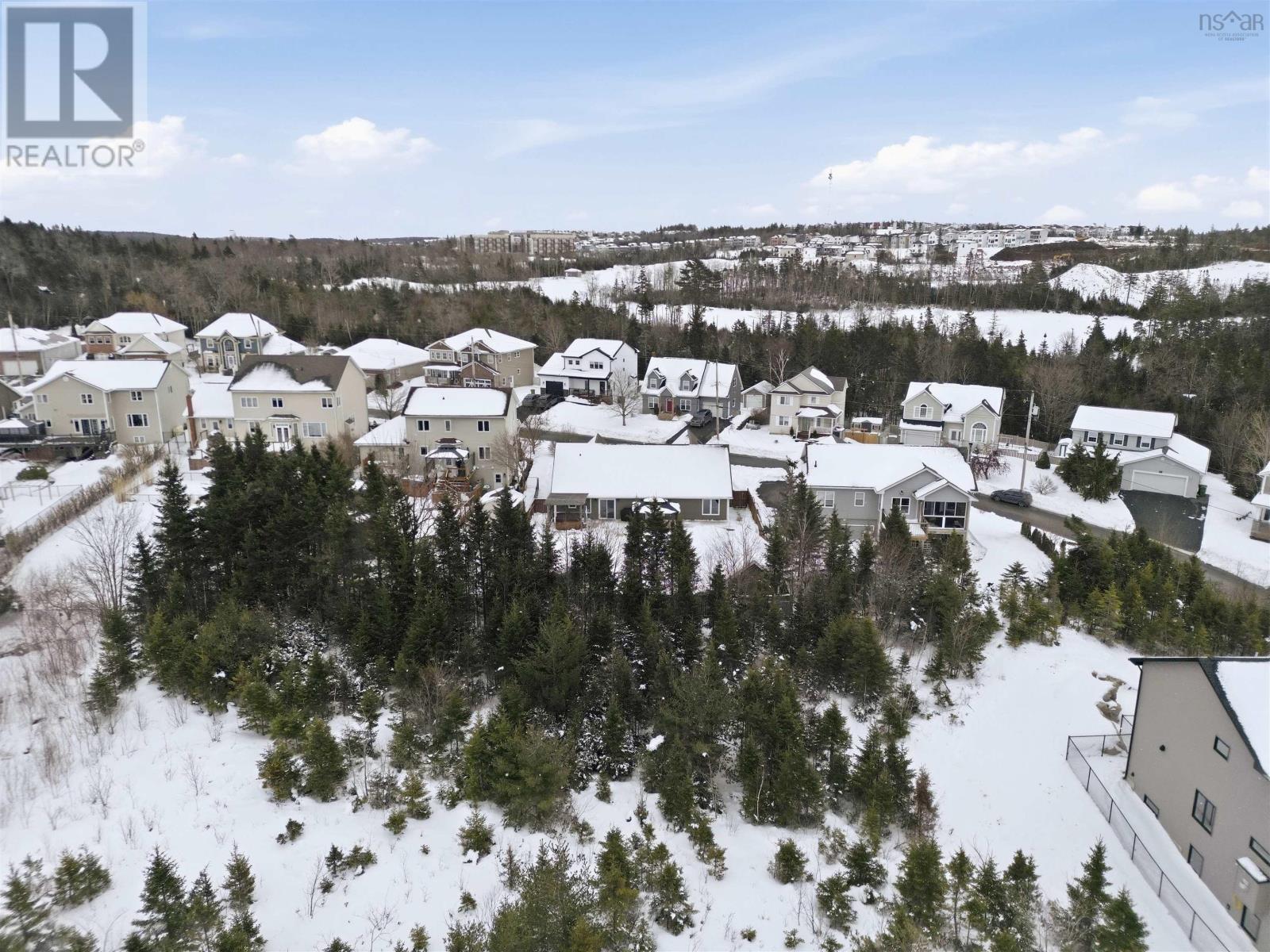 Property 30 of 43 of 71 Longard Drive