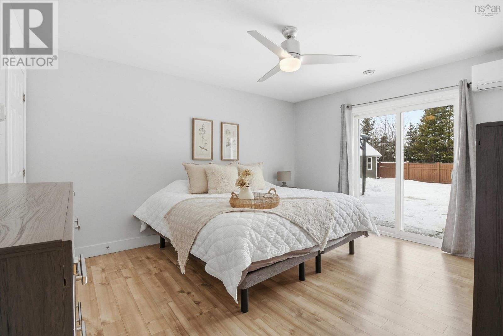 Property 3 of 43 of 71 Longard Drive