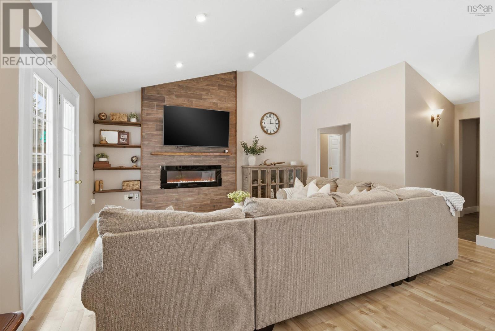 Property 42 of 43 of 71 Longard Drive