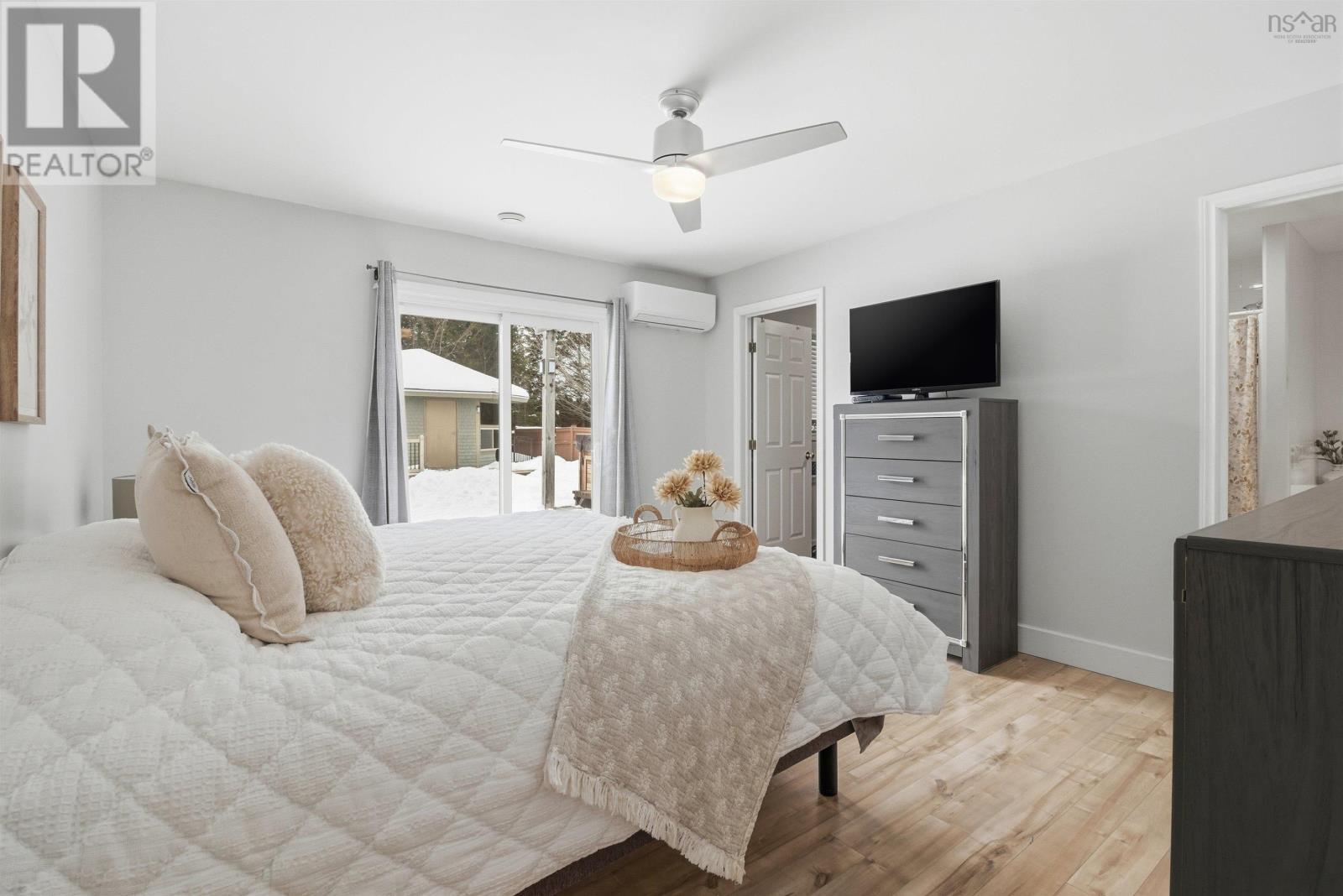 Property 39 of 43 of 71 Longard Drive