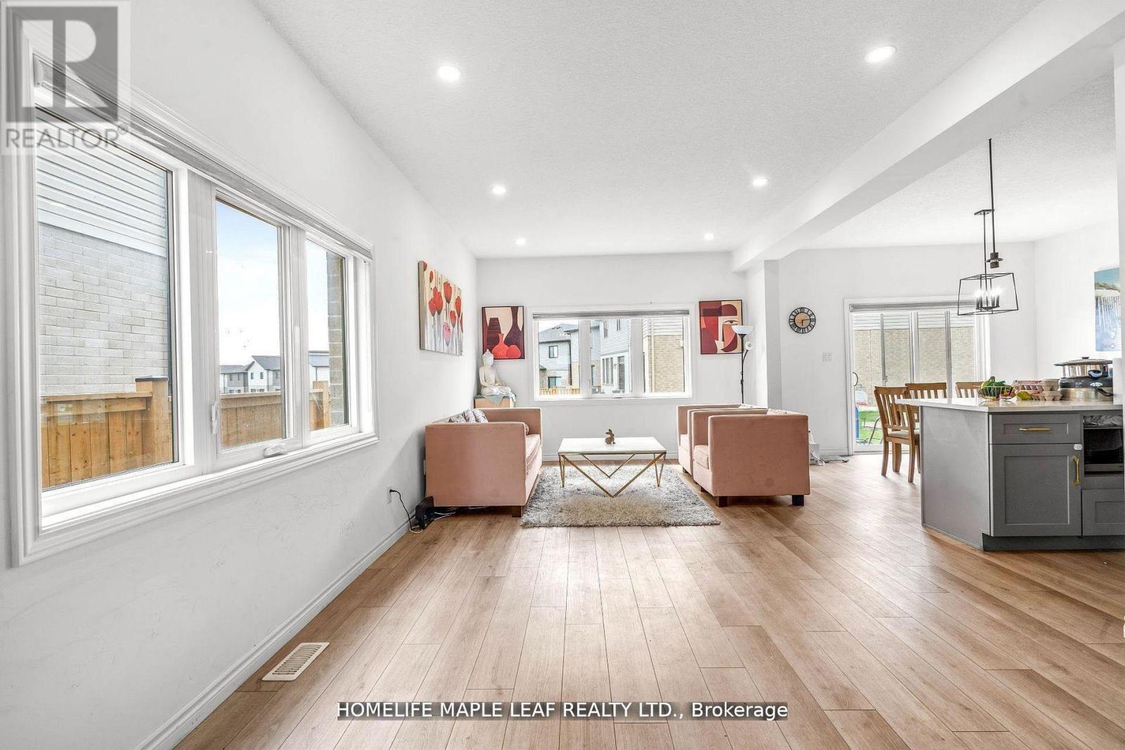 93 MIDDLETON AVENUE - 5