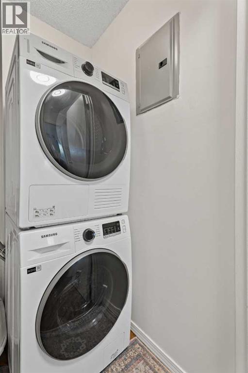 Single Family House for Sale in    Street SW Killarney/Glengarry Calgary 