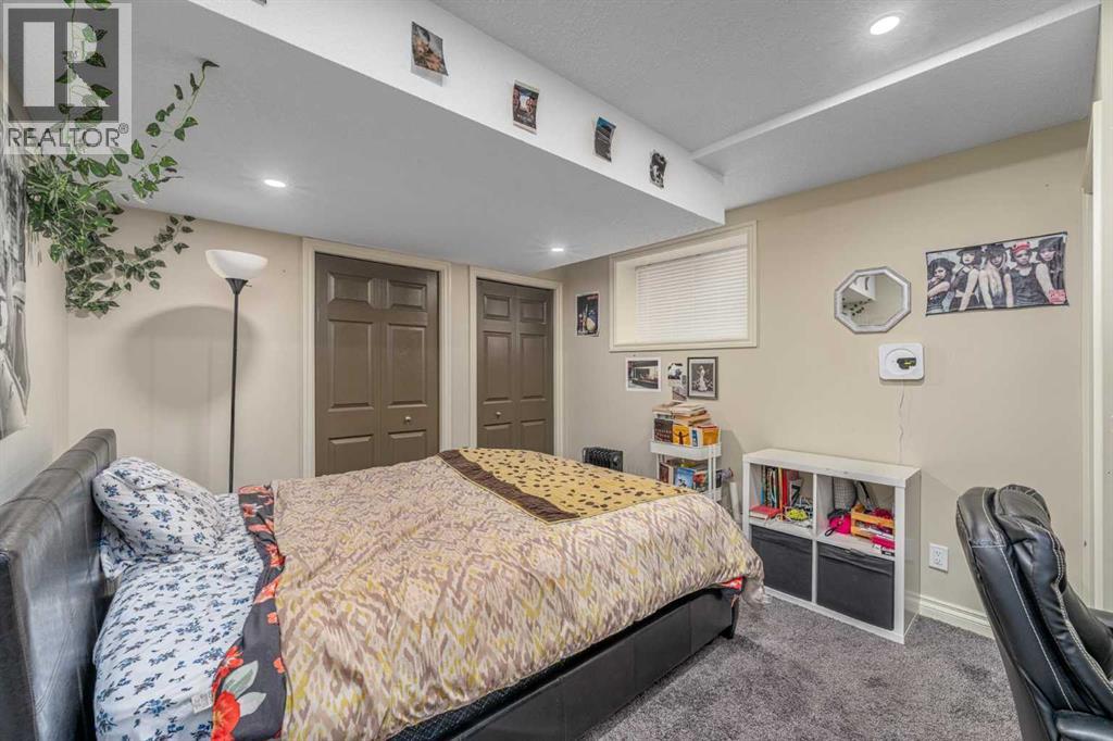 Single Family House for Sale in  Evanspark Circle NW Evanston Calgary 