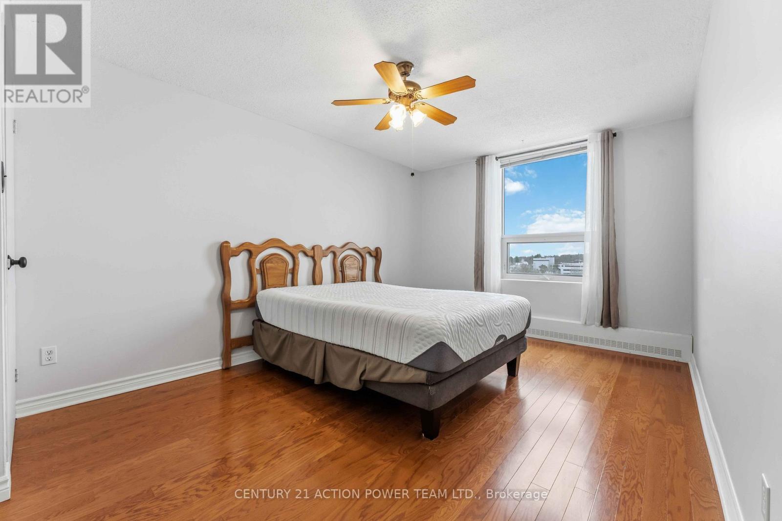 807 - 665 BATHGATE DRIVE — photo 36