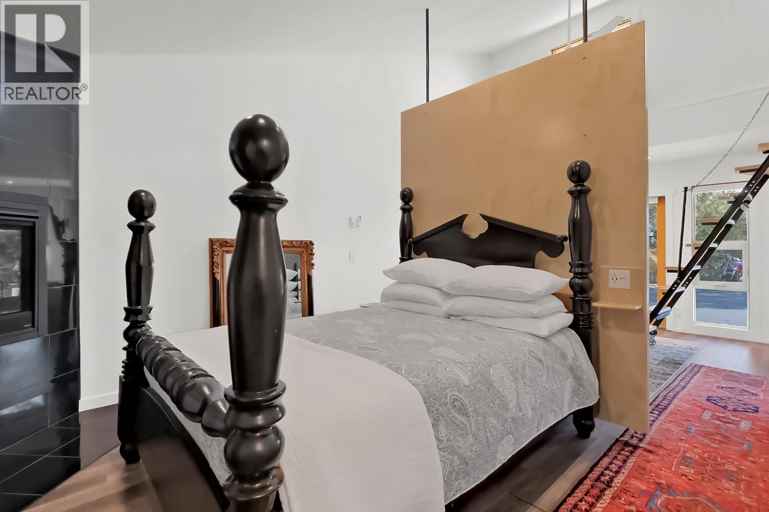 5290 Trepanier Bench Road, Peachland