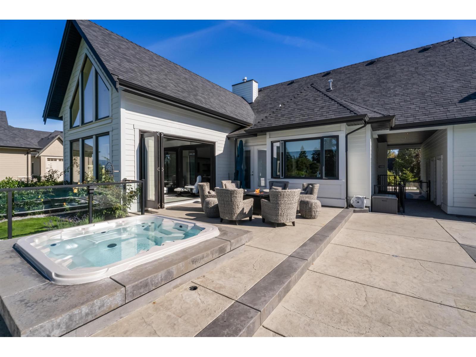 8157 231 STREET, Langley