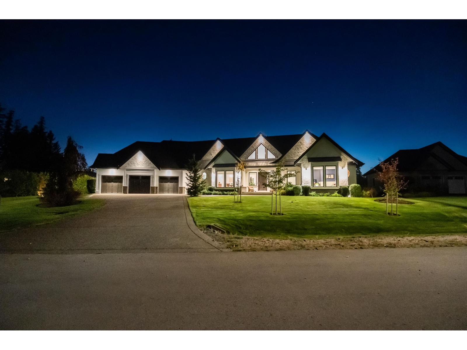 8157 231 STREET, Langley