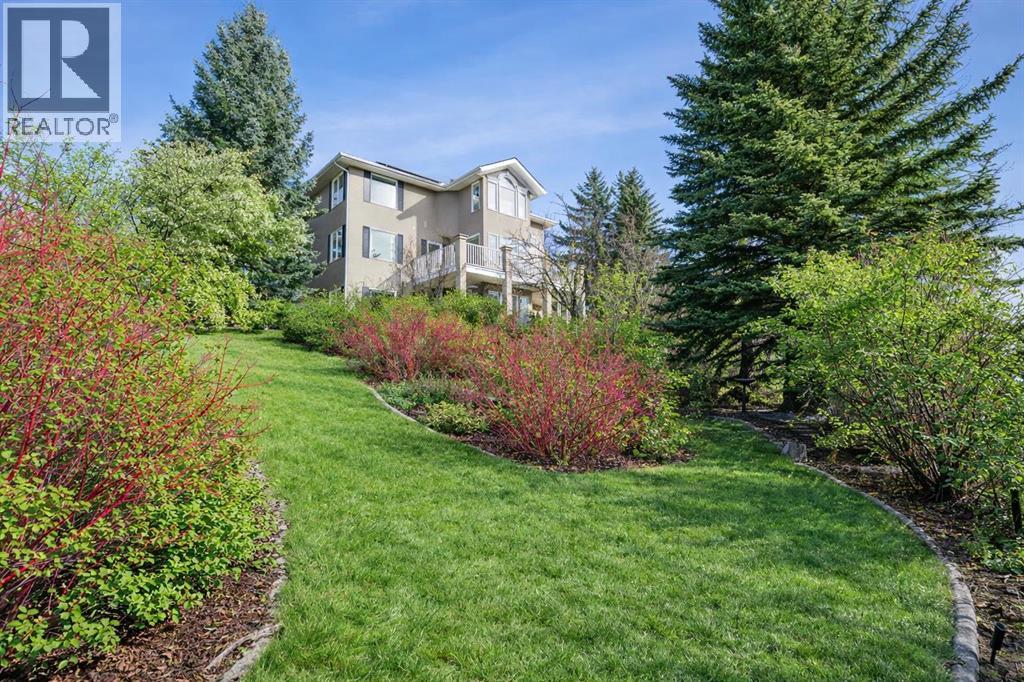 Single Family House for Sale in  Sienna Hills View SW Signal Hill Calgary 