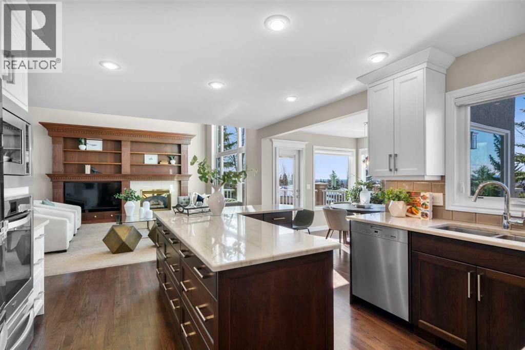 Single Family House for Sale in  Sienna Hills View SW Signal Hill Calgary 