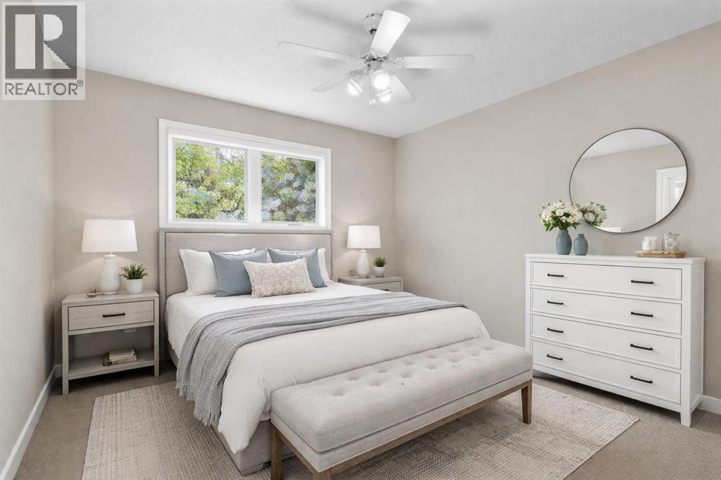 Single Family House for Sale in  Sienna Hills View SW Signal Hill Calgary 