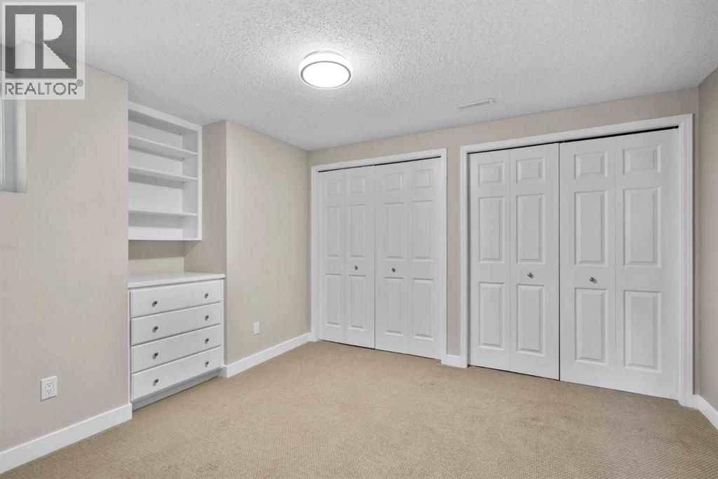 Single Family House for Sale in  Sienna Hills View SW Signal Hill Calgary 