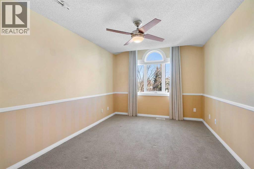 Single Family House for Sale in  Sienna Hills View SW Signal Hill Calgary 