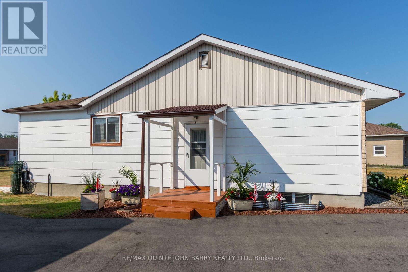 15 COLEMAN DRIVE - 33