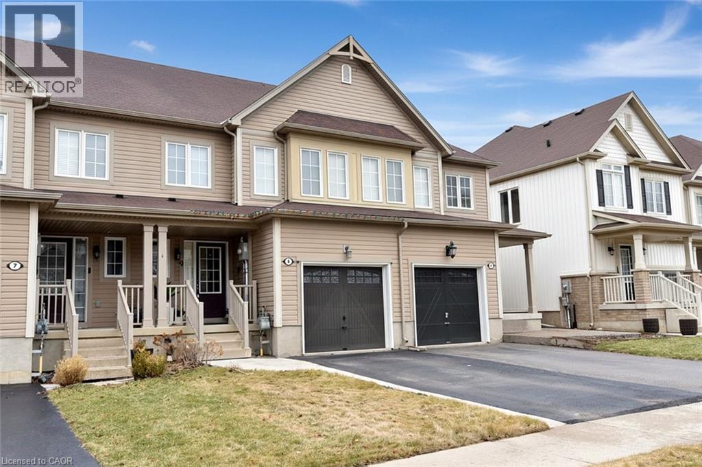9 LYNCH Crescent - 1