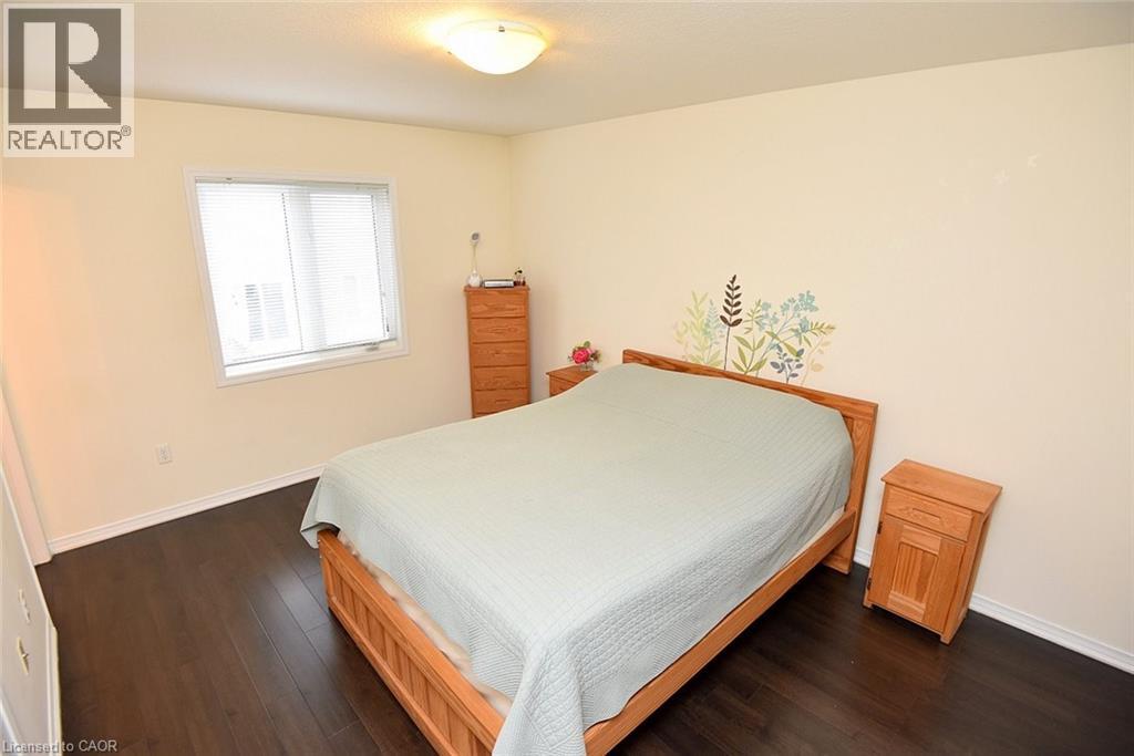 9 LYNCH Crescent - 24