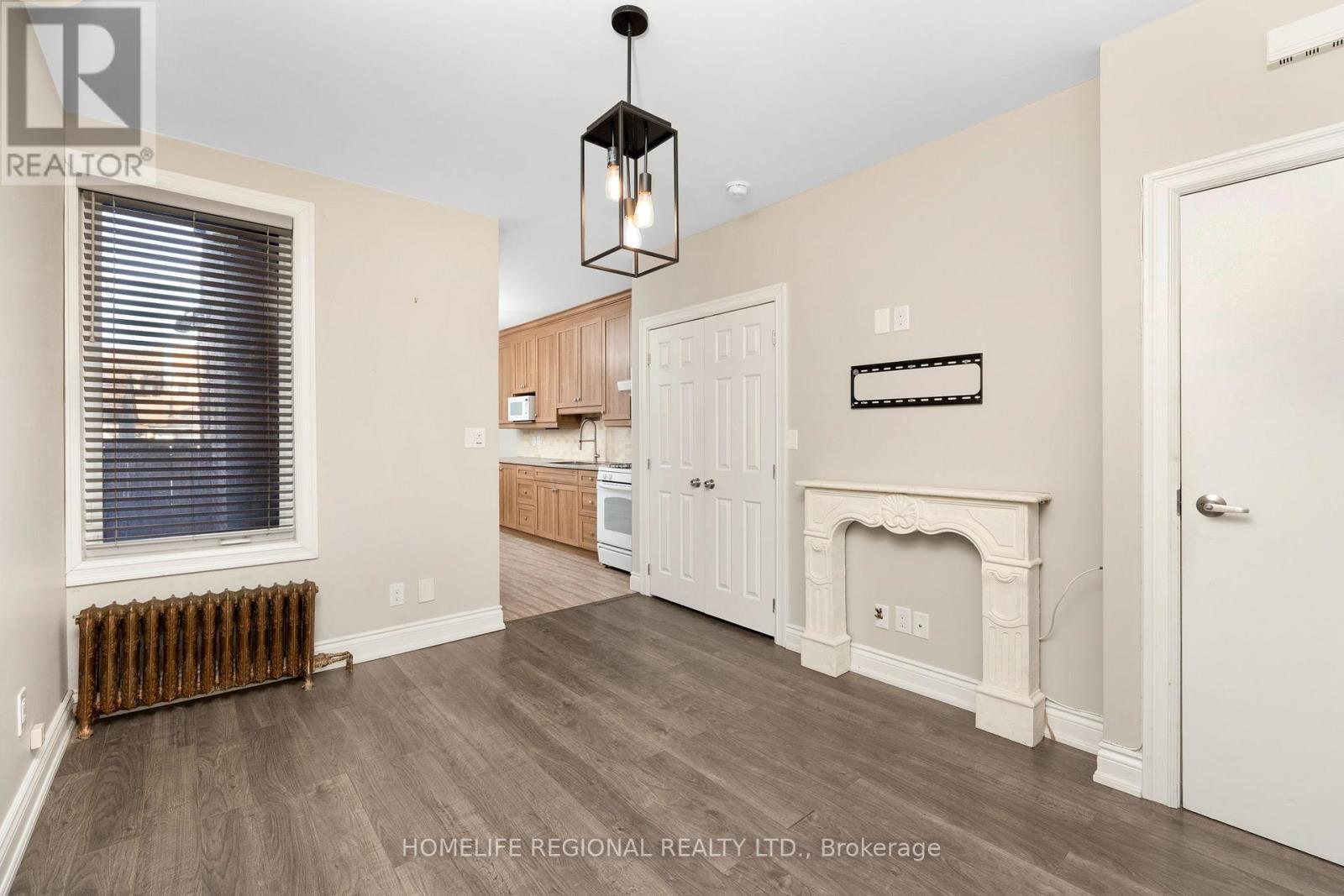 200 ROXTON ROAD - 2