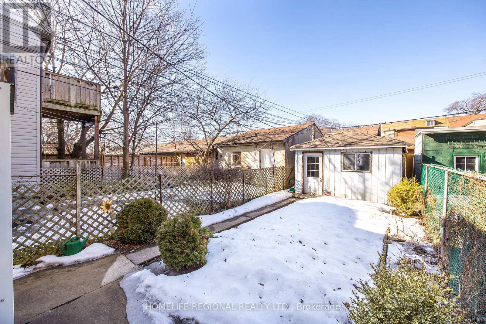 200 ROXTON ROAD - 23
