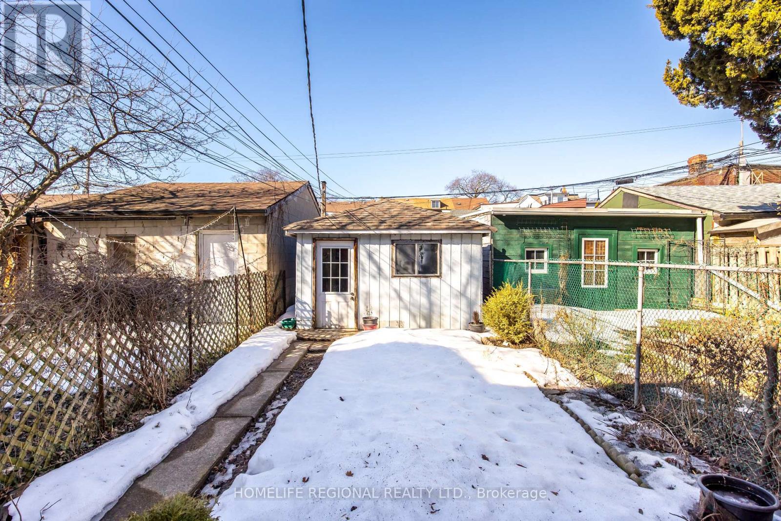 200 ROXTON ROAD - 25