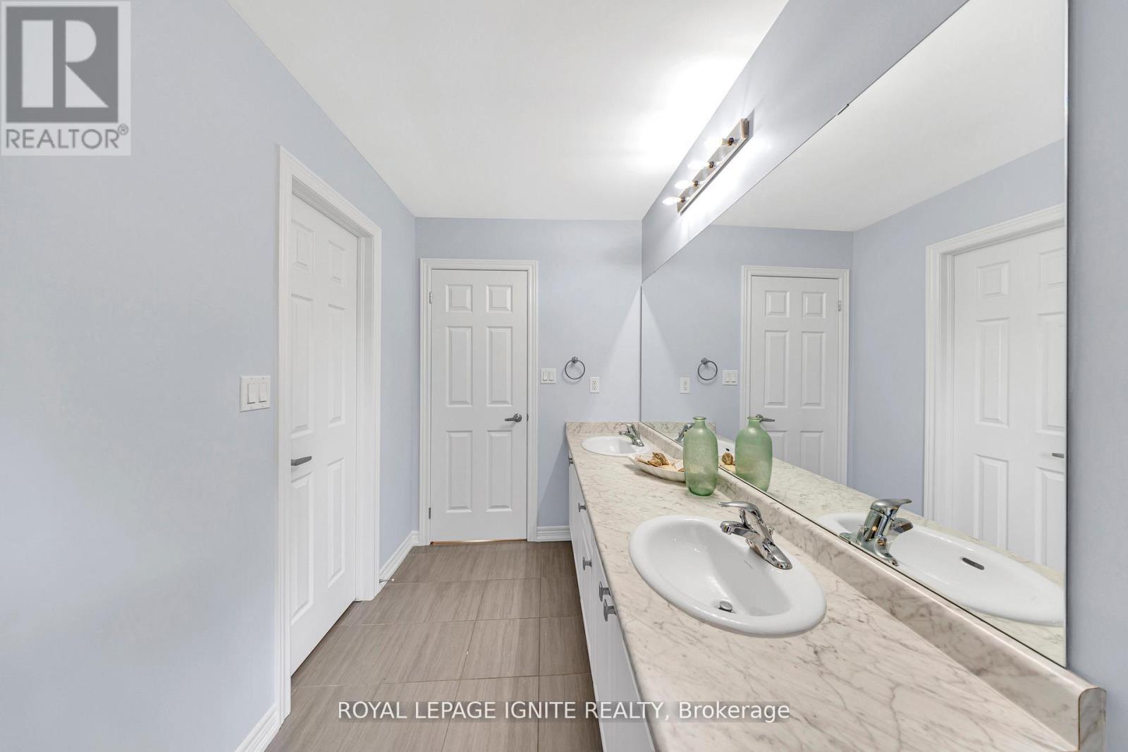 2453 FLORENTINE PLACE - 25