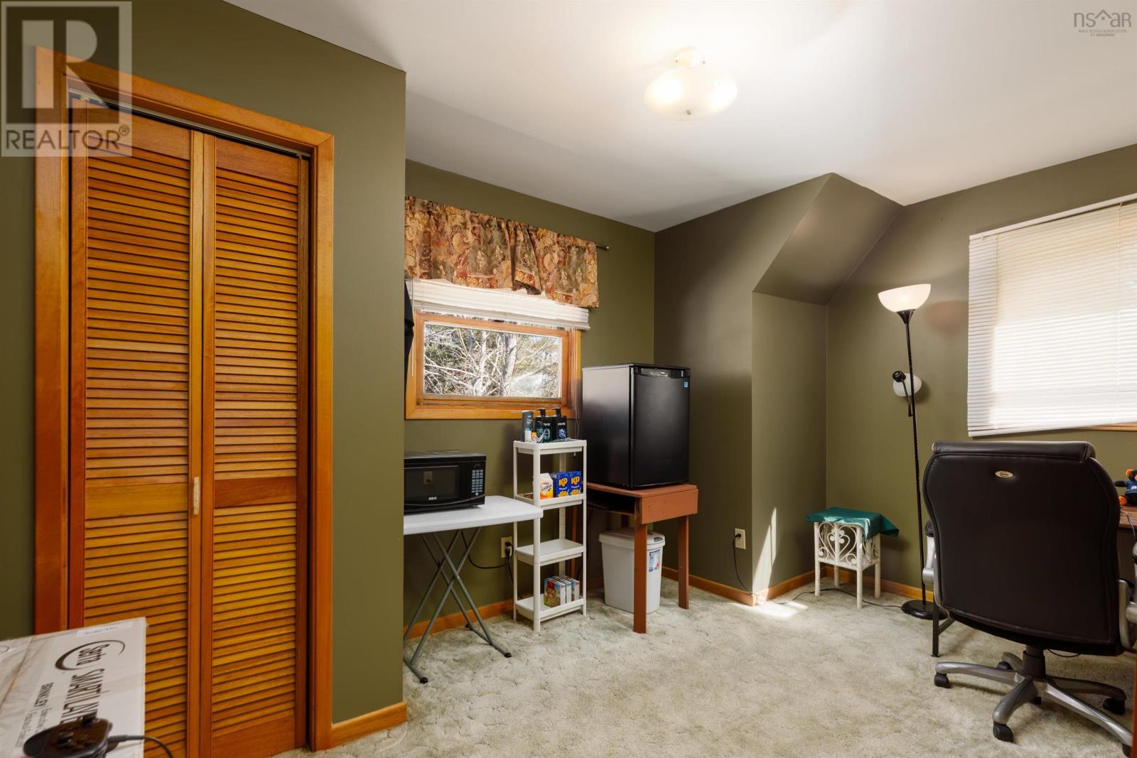 Property 2 of 43 of 1223 Northfield Road