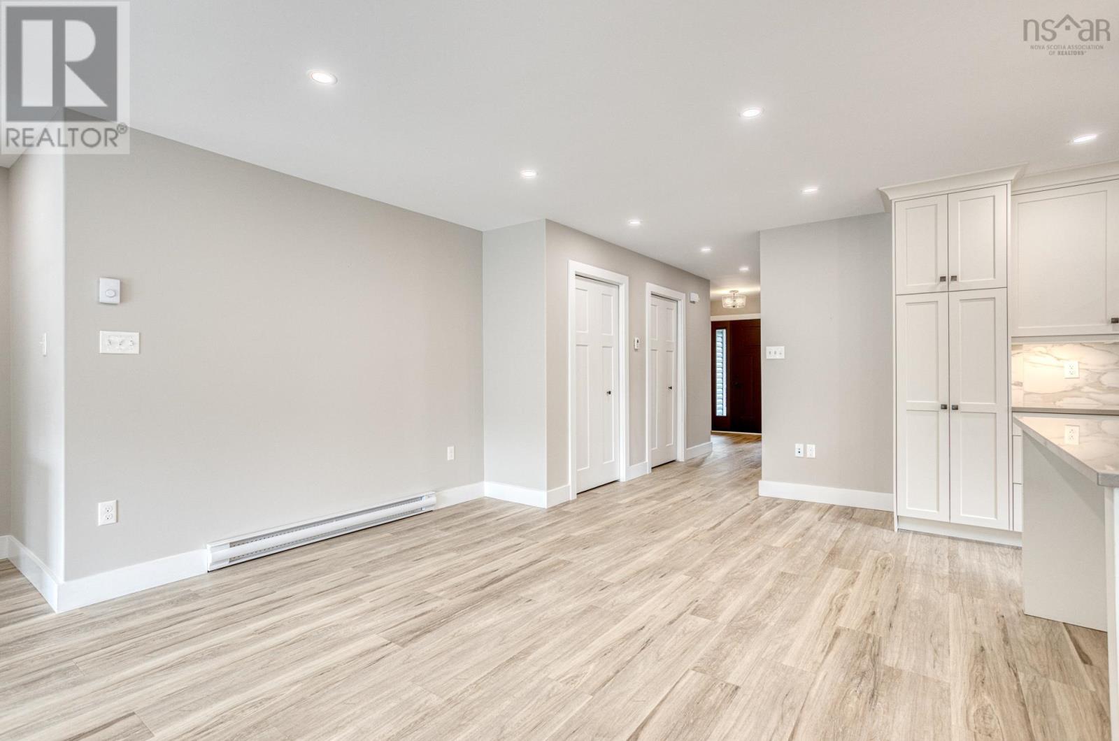 Property 31 of 49 of 570 Myra Road