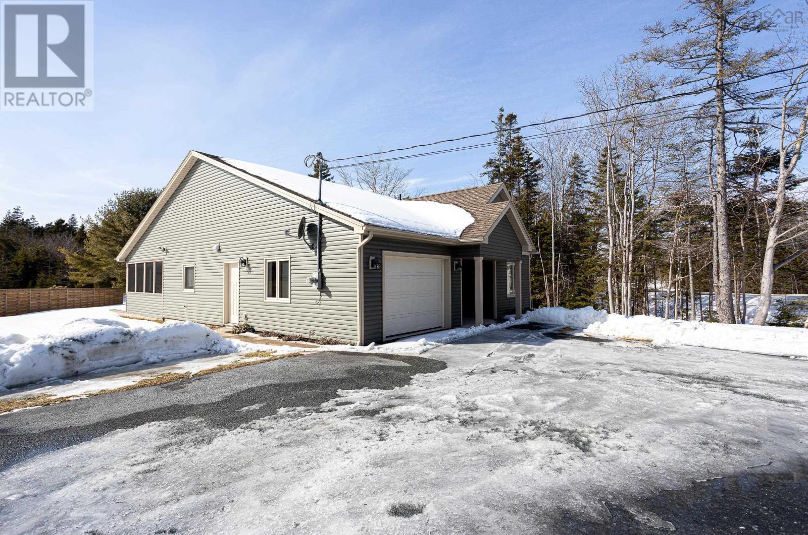 Property 25 of 49 of 570 Myra Road