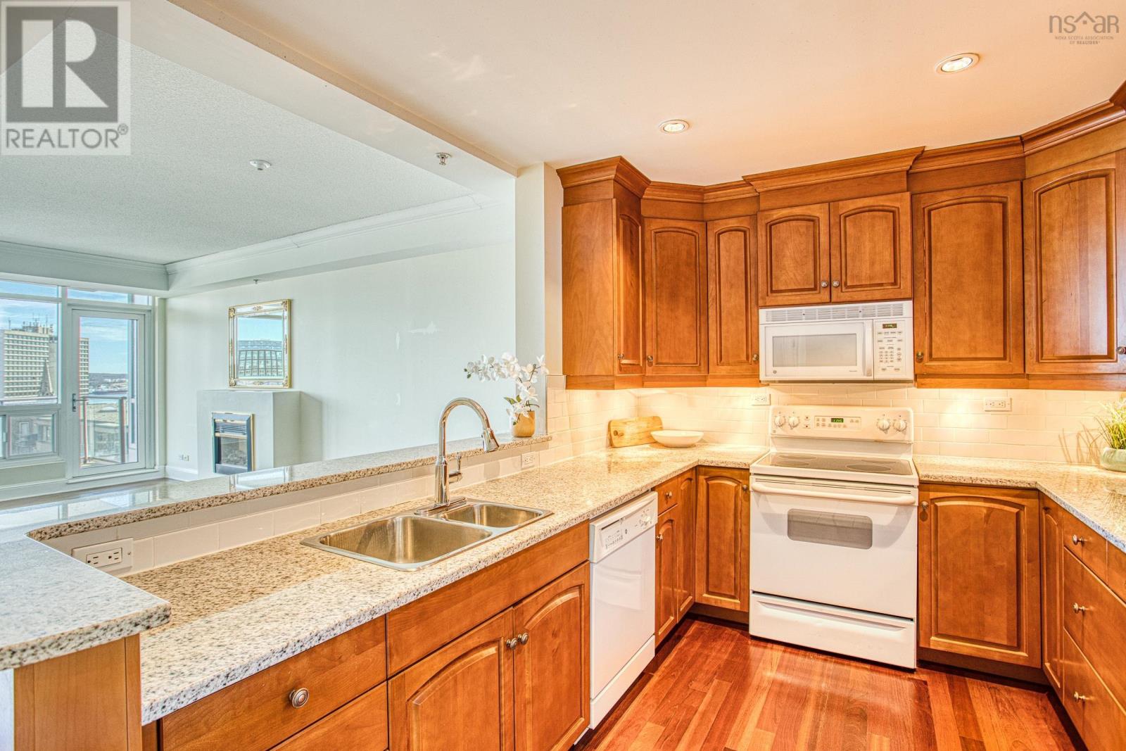 Property 19 of 38 of 907 1550 Dresden Row