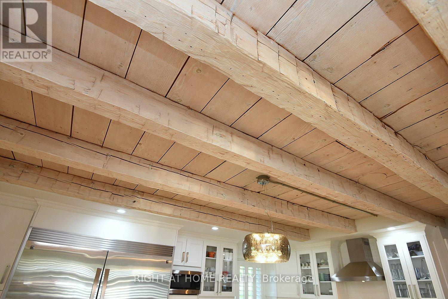 2030 GOVERNORS ROAD - 11