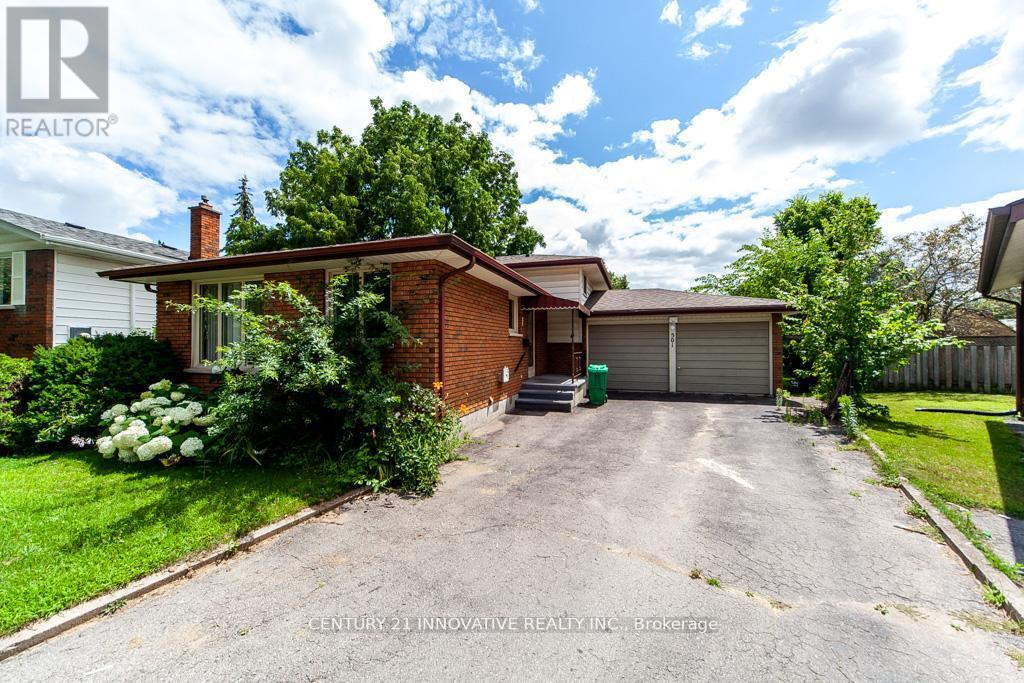 501 BARNES CRESCENT - 1