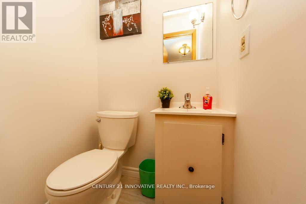 501 BARNES CRESCENT - 31