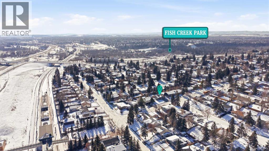 Single Family House 4 Level for Sale in   Avenue SW Canyon Meadows Calgary 