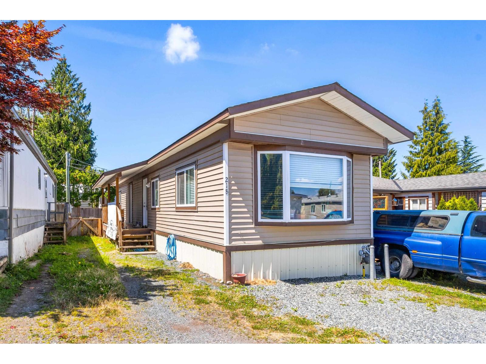 21B 26892 FRASER Highway - main photo
