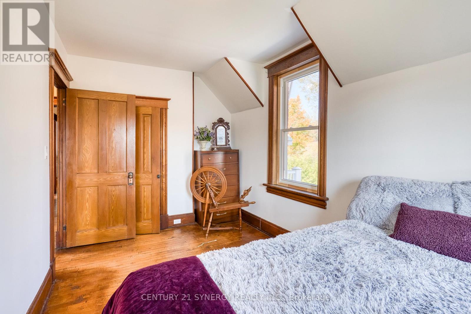 713 RUTHERFORD SIDE ROAD — photo 34