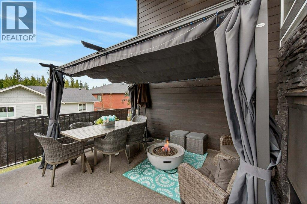 2010 15 Avenue SE, Salmon Arm