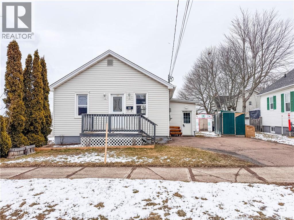 121 SALTER AVENUE - 1