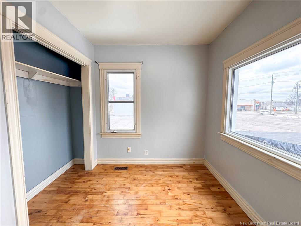121 SALTER AVENUE - 11