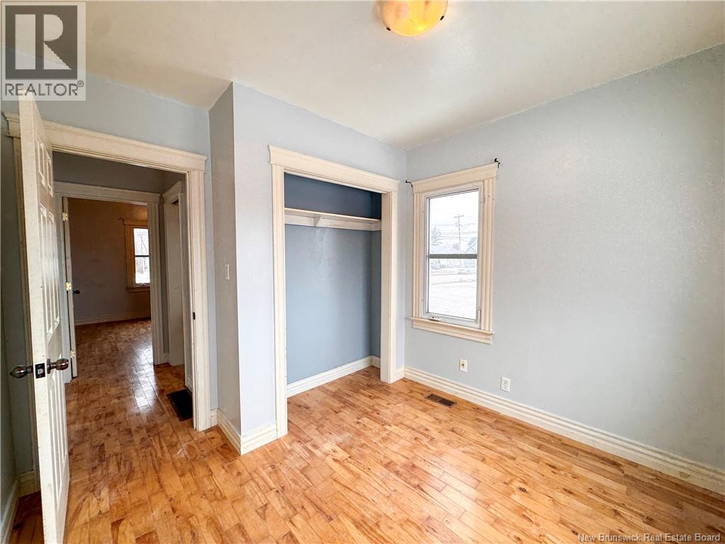 121 SALTER AVENUE - 12