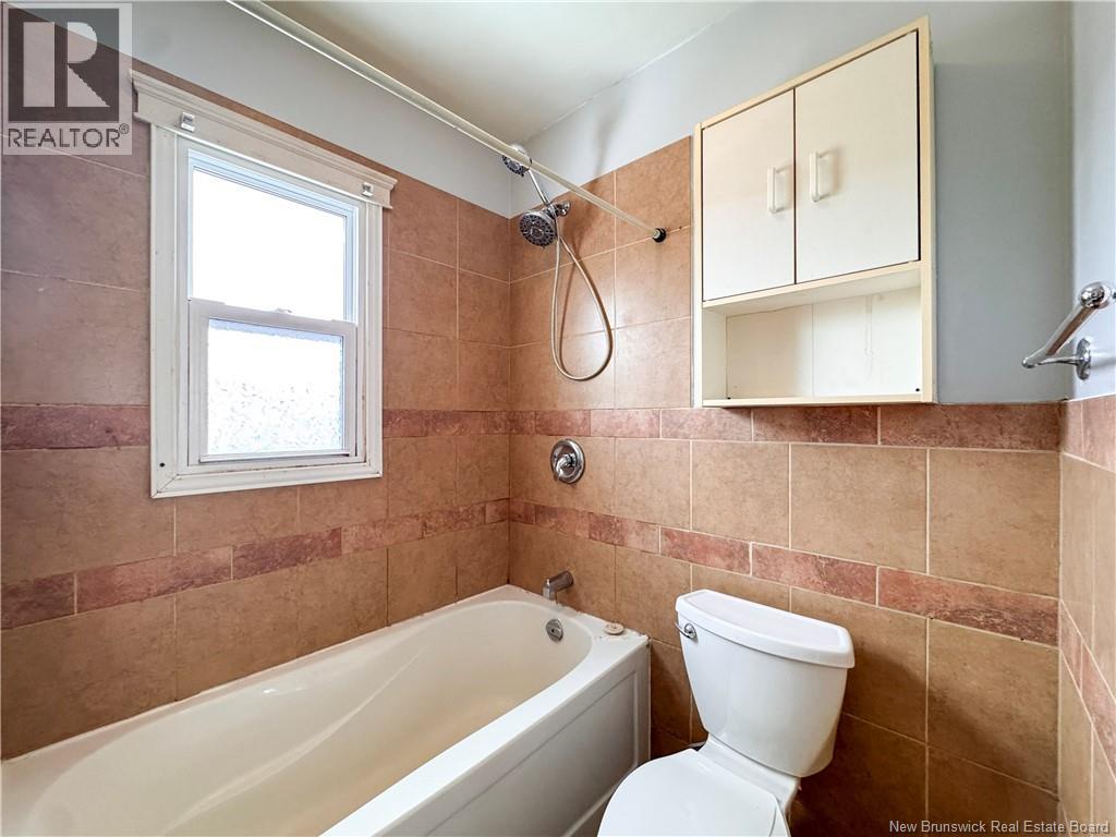 121 SALTER AVENUE - 15