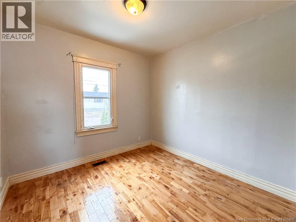 121 SALTER AVENUE - 17