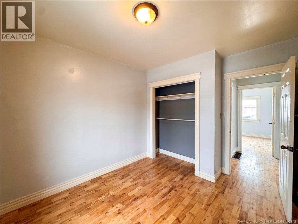 121 SALTER AVENUE - 19
