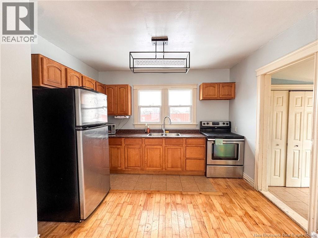 121 SALTER AVENUE - 4
