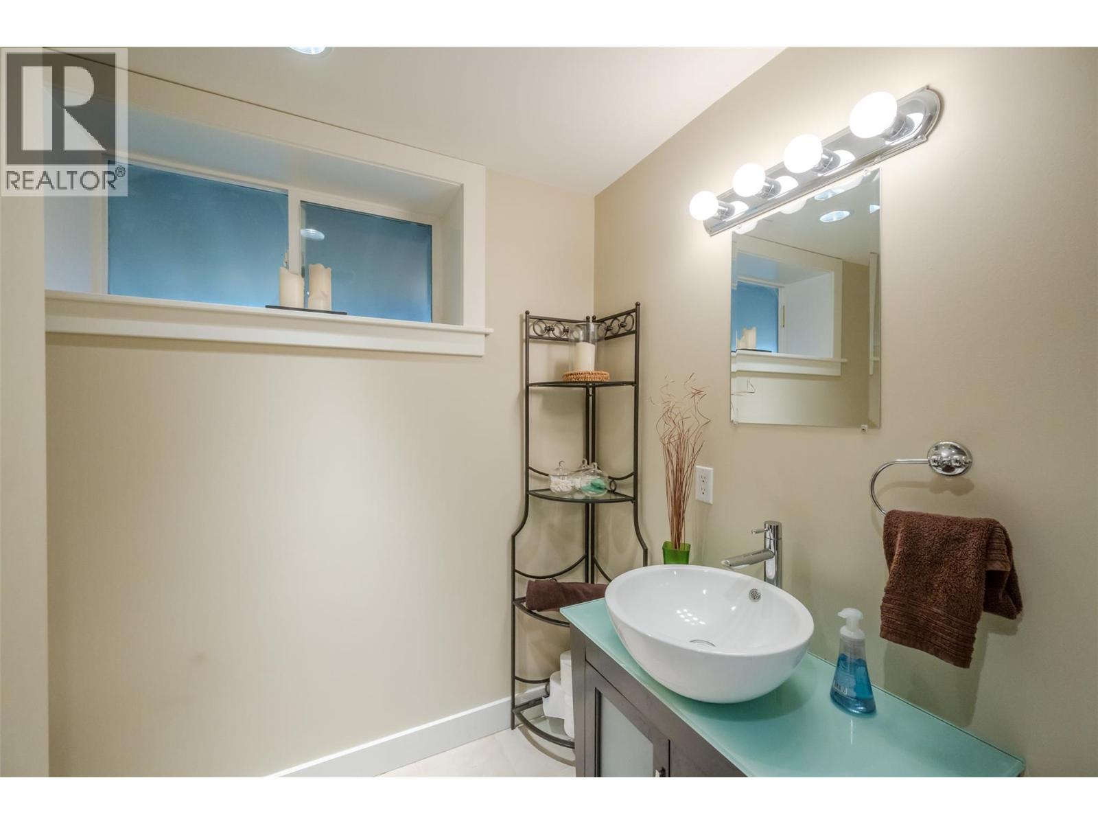 5545 SAWMILL ROAD - 38