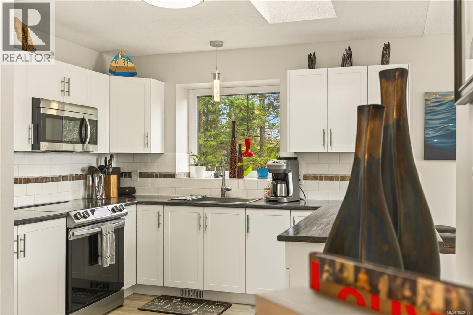 114 ROBERTA RD W - 18