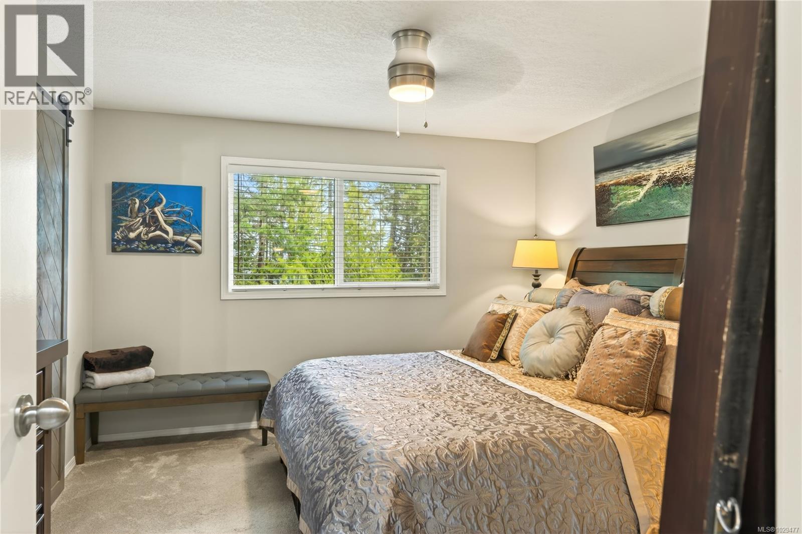 114 ROBERTA RD W - 47